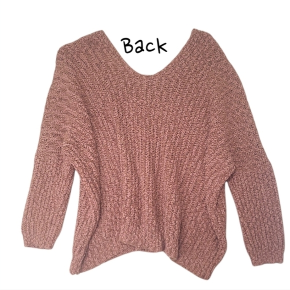 Oversized Knit Off Shoulder Sweater Size M/L - Picture 2 of 8